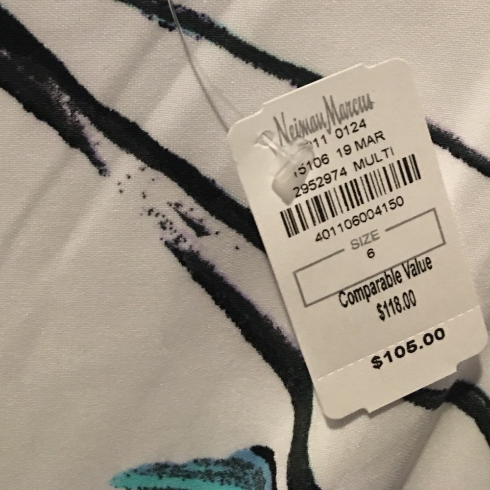 ๐๐ธNeiman Marcus Floral Dress๐ธ๐ - Picture 5 of 5